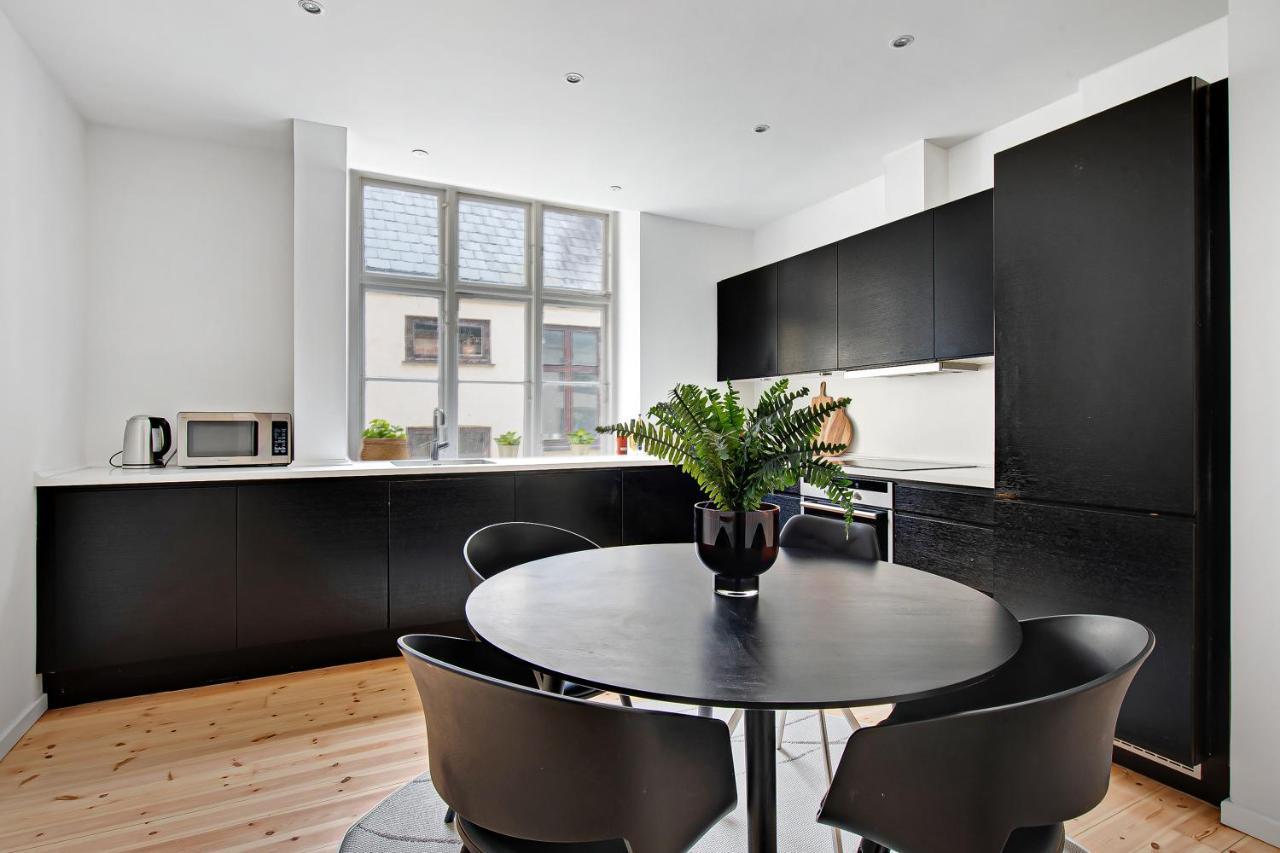 Sanders Square - Spacious Six-Bedroom Apartment Near Amalienborg København Eksteriør bilde