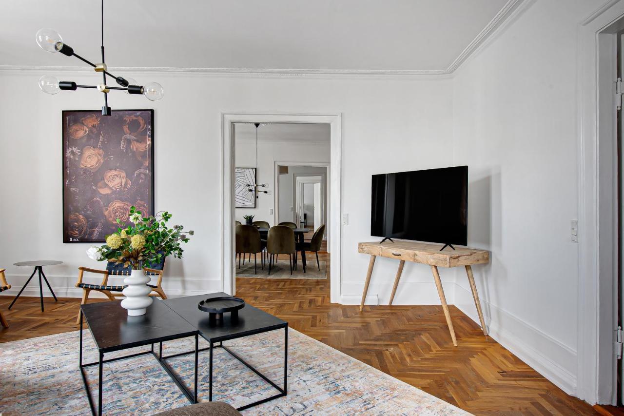 Sanders Square - Spacious Six-Bedroom Apartment Near Amalienborg København Eksteriør bilde