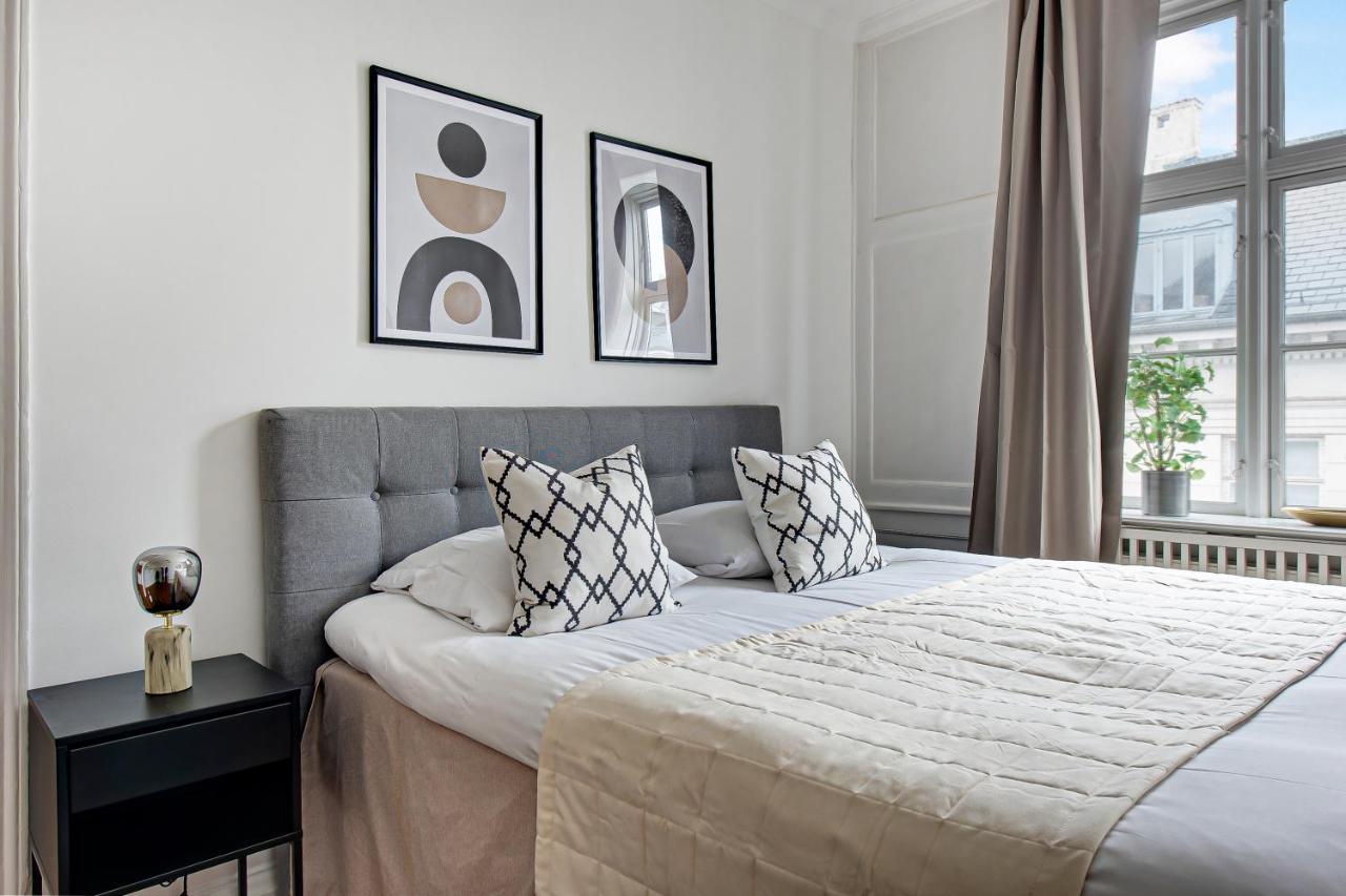 Sanders Square - Spacious Six-Bedroom Apartment Near Amalienborg København Eksteriør bilde