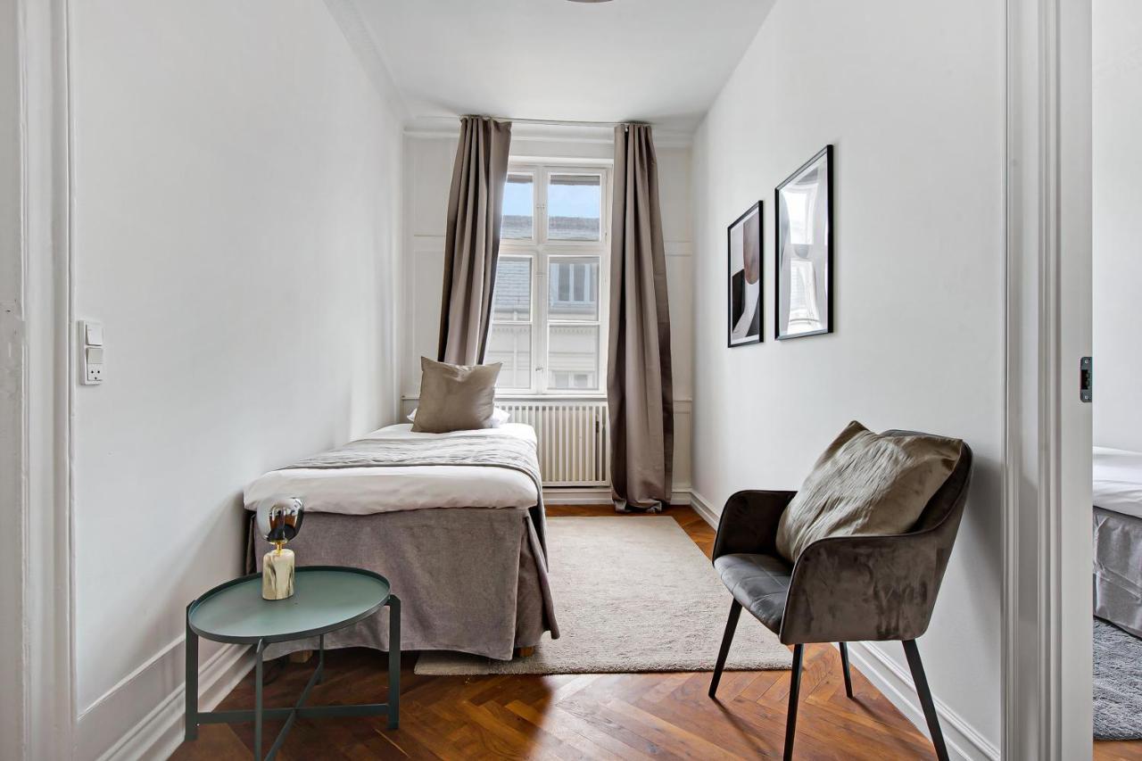 Sanders Square - Spacious Six-Bedroom Apartment Near Amalienborg København Eksteriør bilde